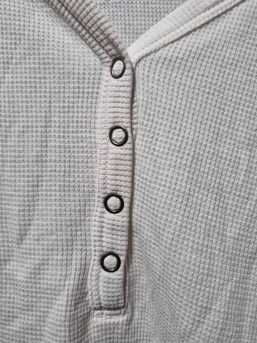 Women's Cream V-Neck Henley Waffle Knit Long Sleeve Top Button Sz Large - Picture 3 of 5